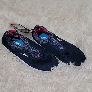 Speedo, Navy Water Shoes,  Girls , juniors size medium